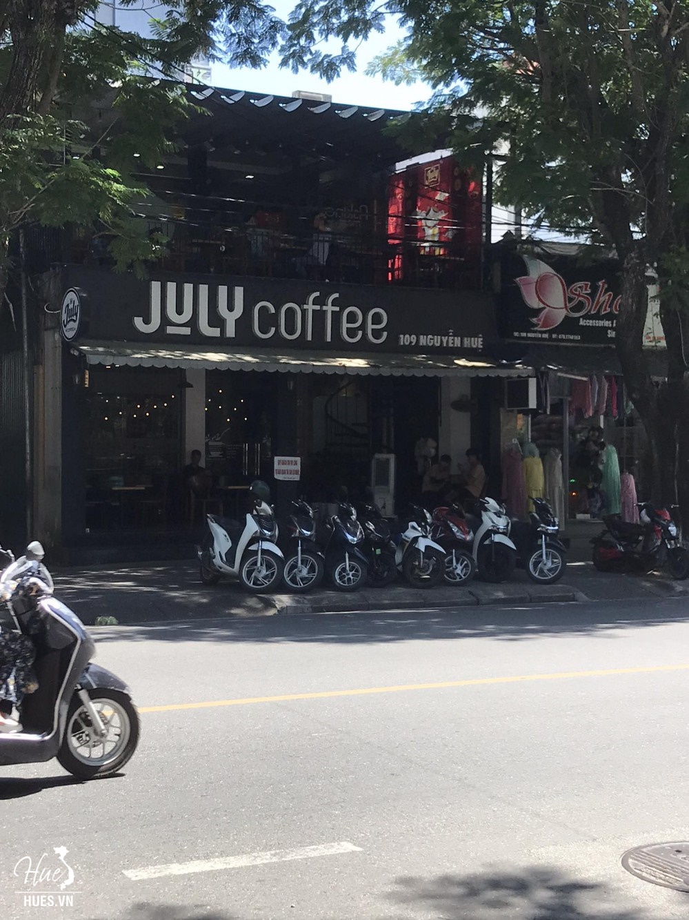Cafe JULY