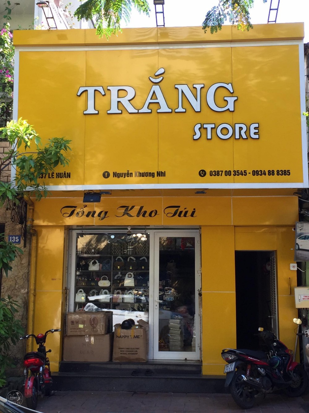Trắng Store
