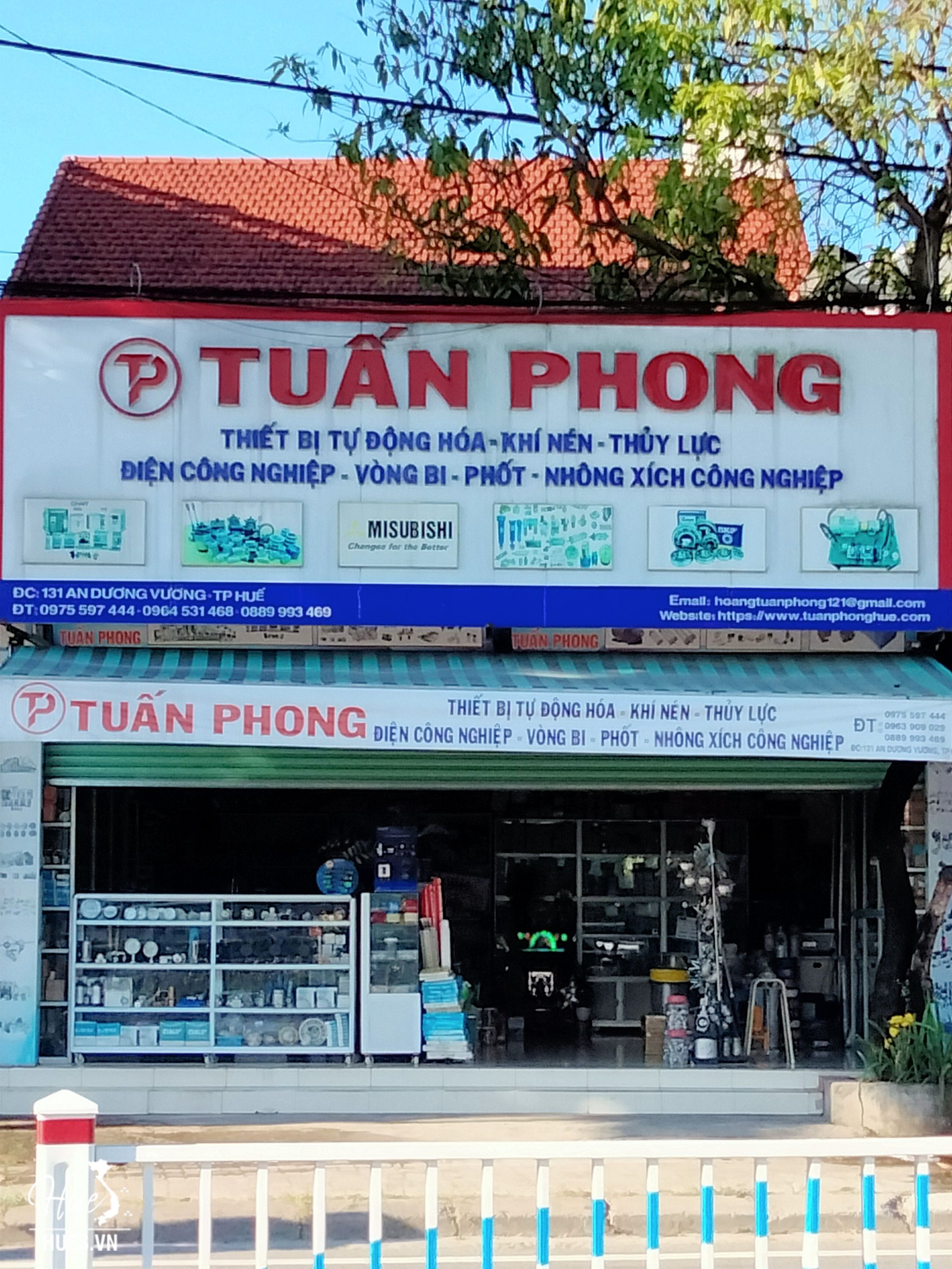 Cửa hàng Tuấn Phong