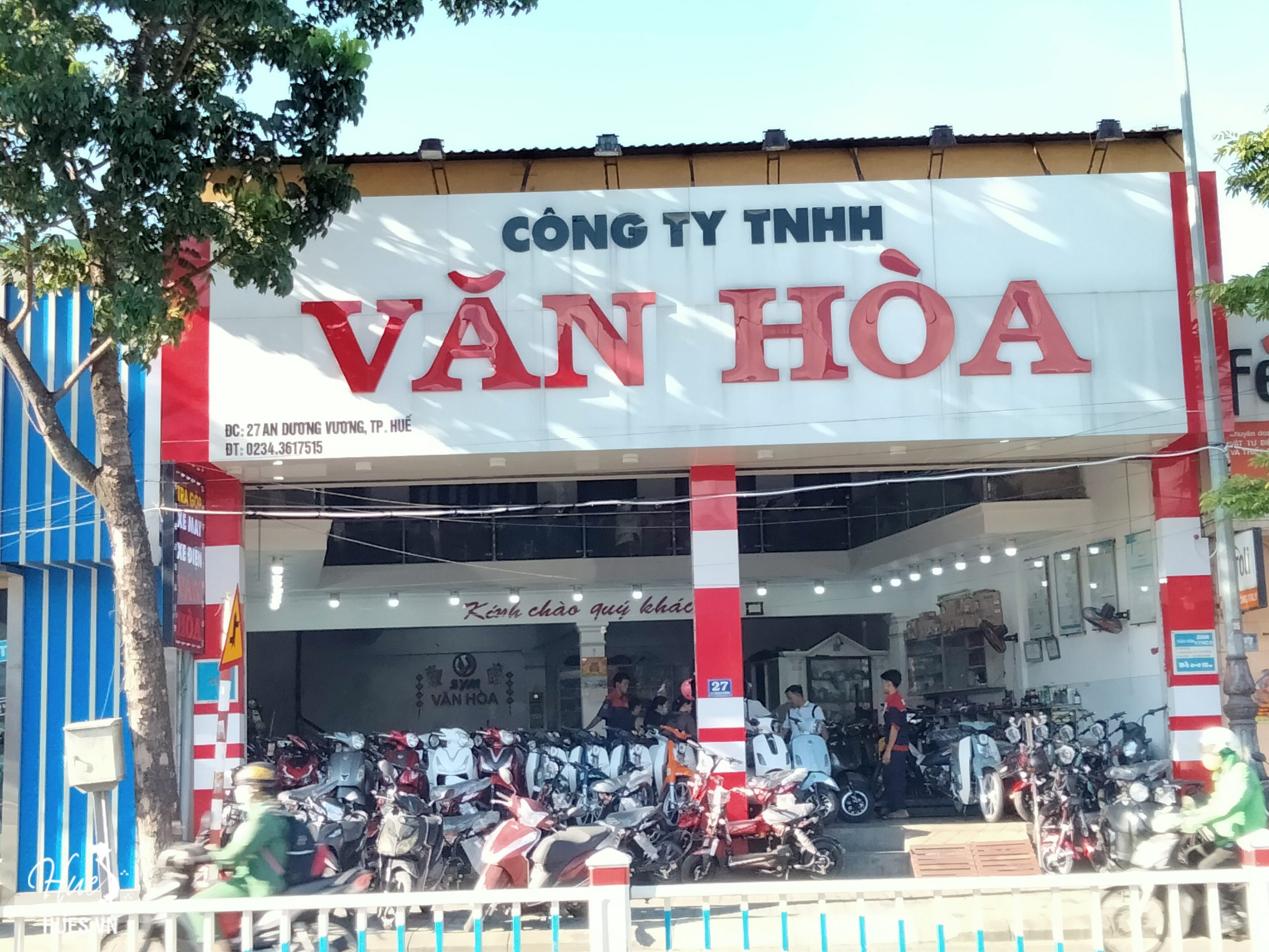 Cửa hàng xe máy Văn Hòa