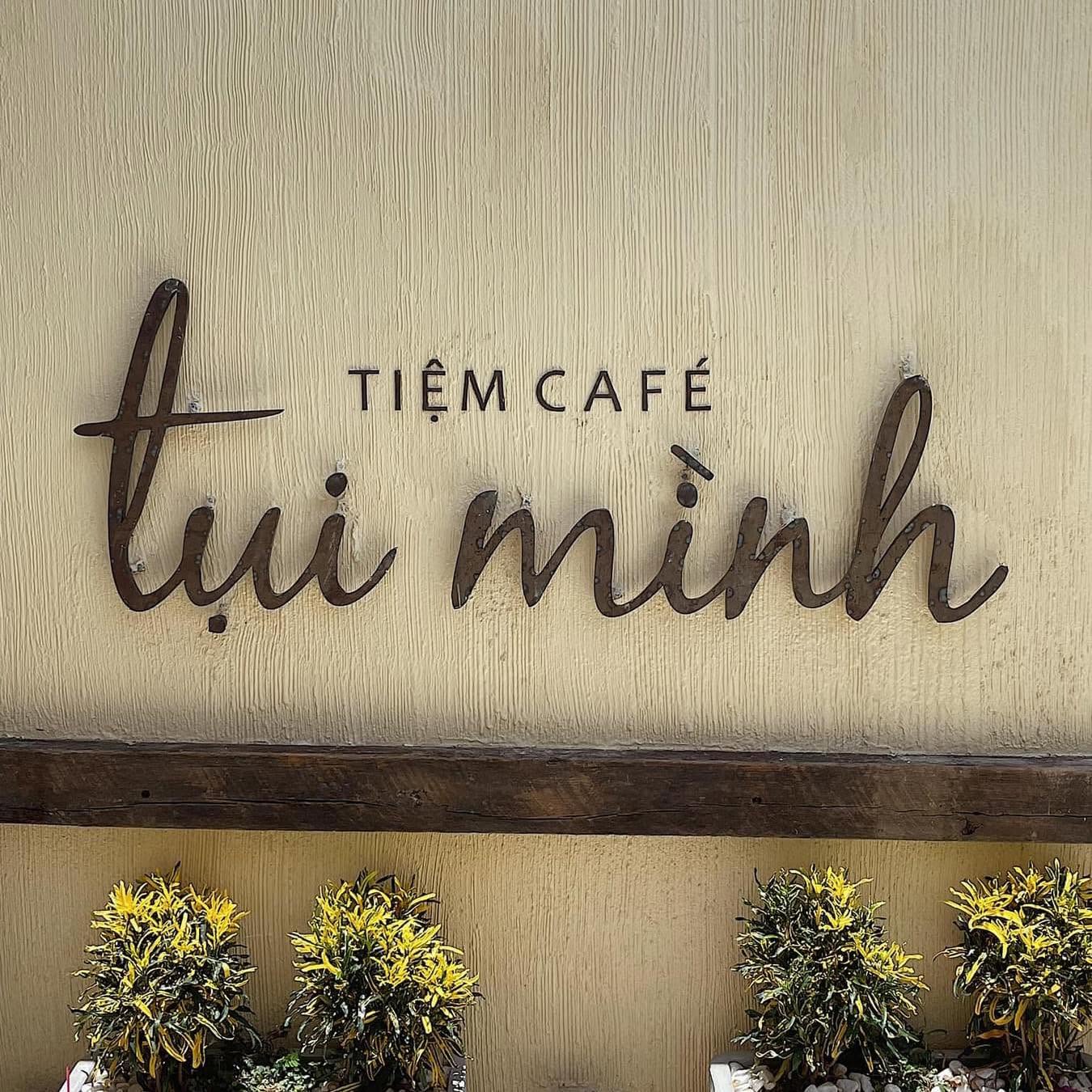 Tiệm cafe Tụi Mình