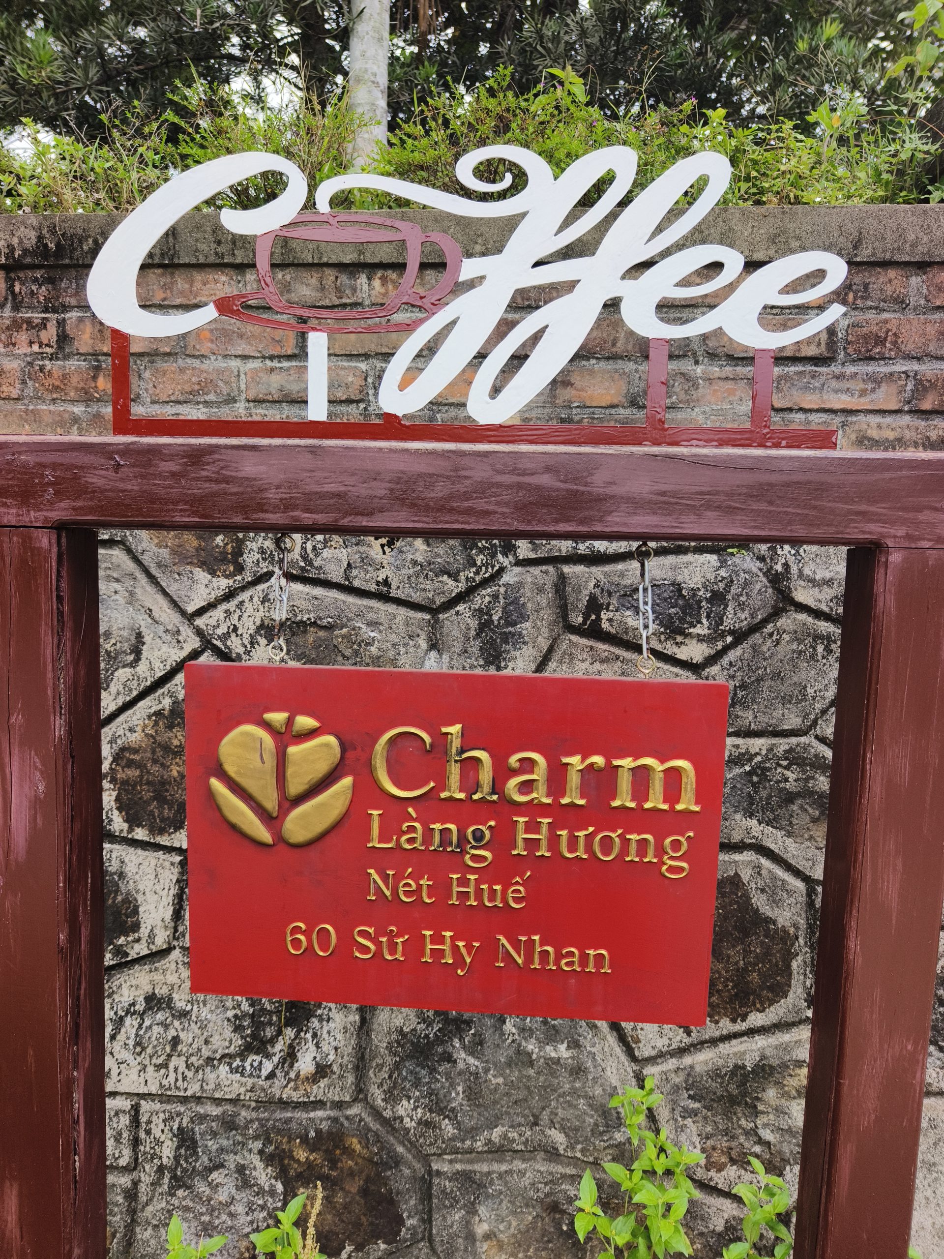 Charm Làng Hương Quán